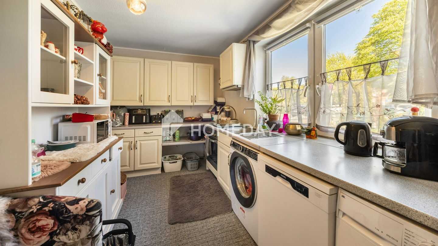 Charmantes Familienhaus mit Gartenidylle, PV-Anlage und viel Platz zur Entfaltung | Loxstedt – Loxstedt – Vorschaubild 9
