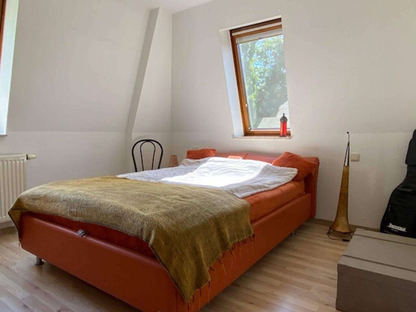 Charmante 2,5 Zimmer-Dachgeschosswohnung mit Balkon und Carport in Dresden-Striesen – Dresden – Vorschaubild 7