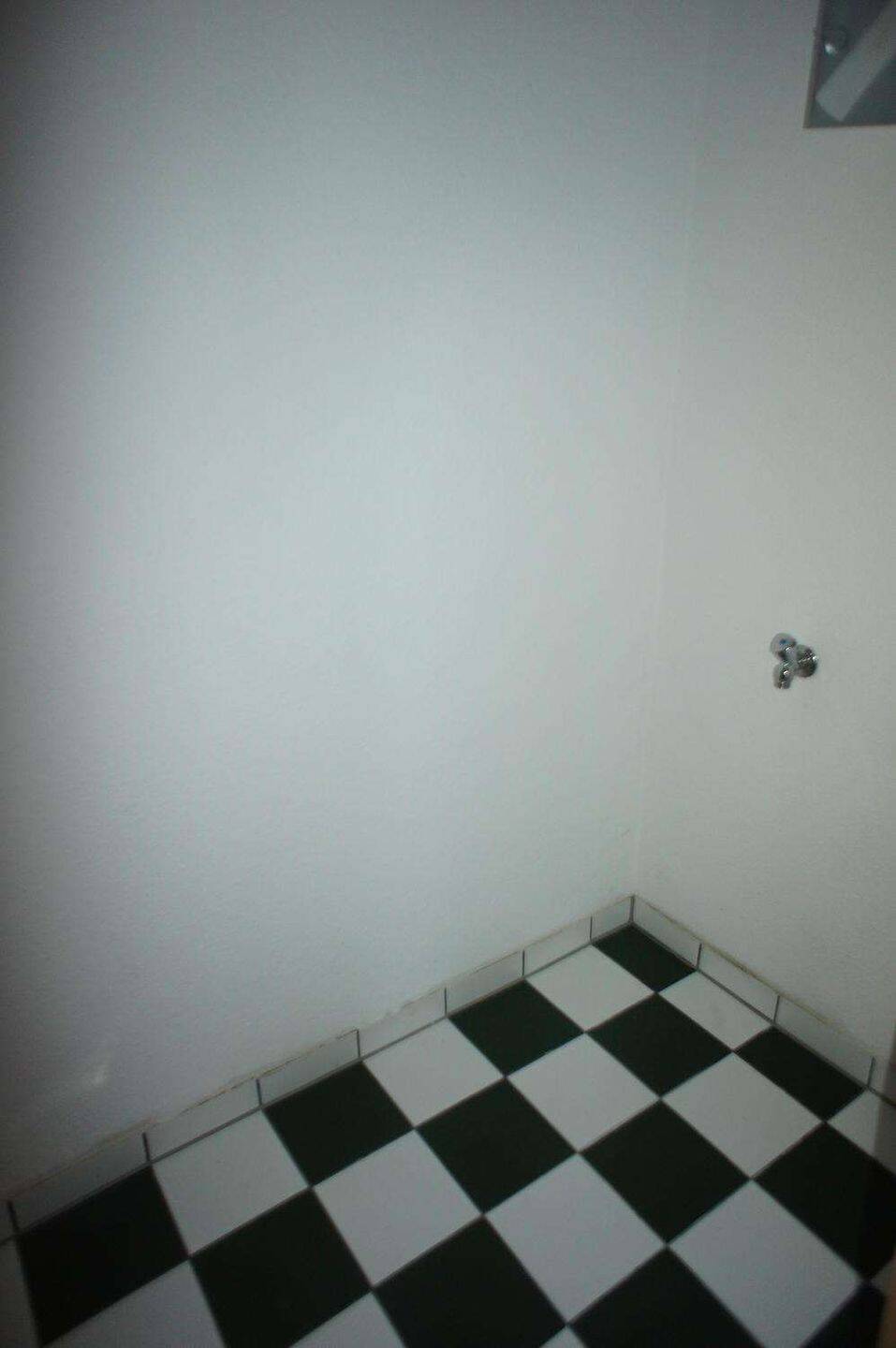 2. OG mit Lift - Balkon an der Küche - nur Wohnzi. straßenseitig! – Chemnitz – Vorschaubild 5