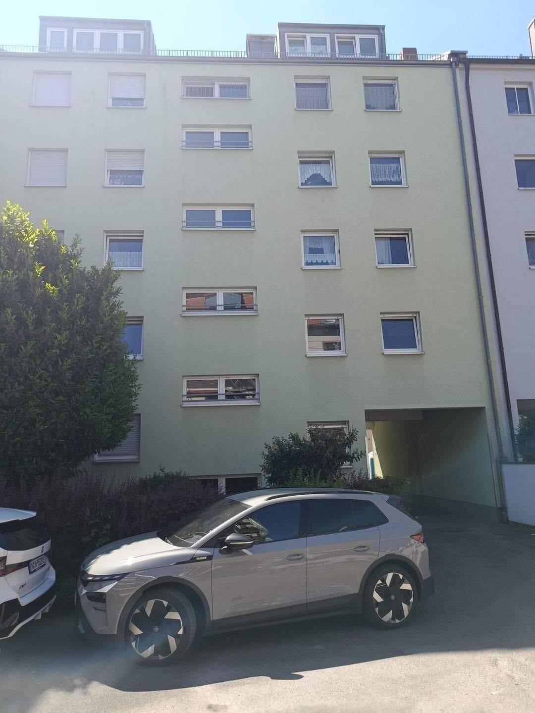 Schöne 3-Zimmer-Wohnung in einer der gefragtesten Stadtlagen – Nürnberg – Vorschaubild 2
