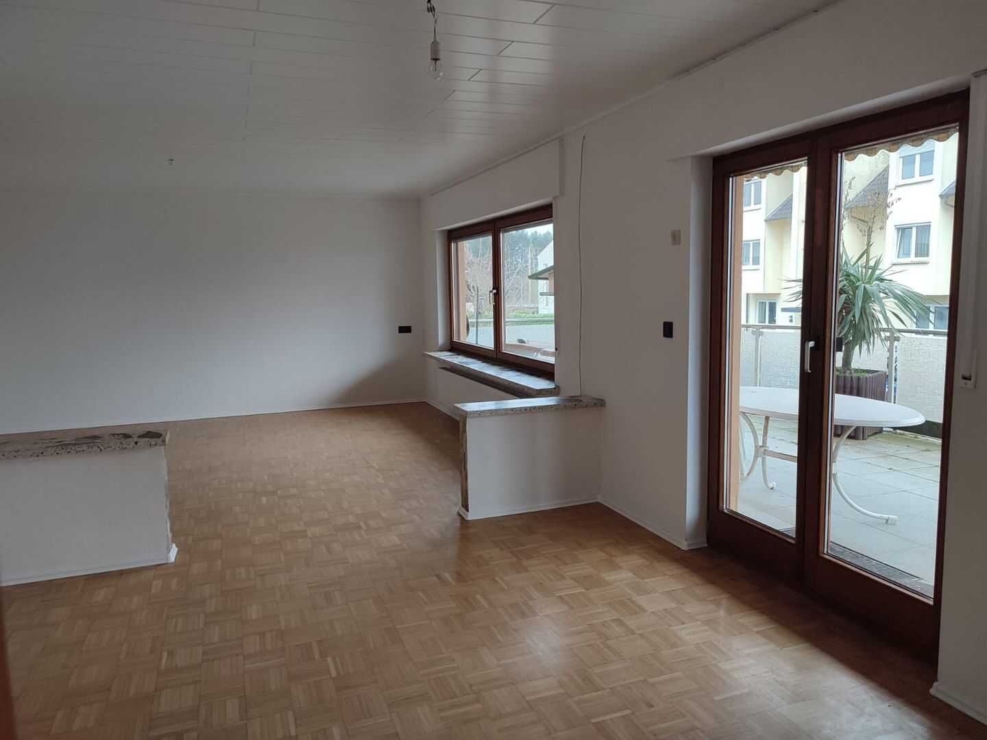 Schöne 5 Zimmer Altbauwohnung zu vermieten – Windhagen – Vorschaubild 3