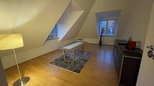 PENTHOUSE AM S-BHF. WAIDMANNSLUST*NEUE POSITION KÜCHE*AUFZUG*STELLPLATZ – 13469 Berlin – Vorschaubild 2