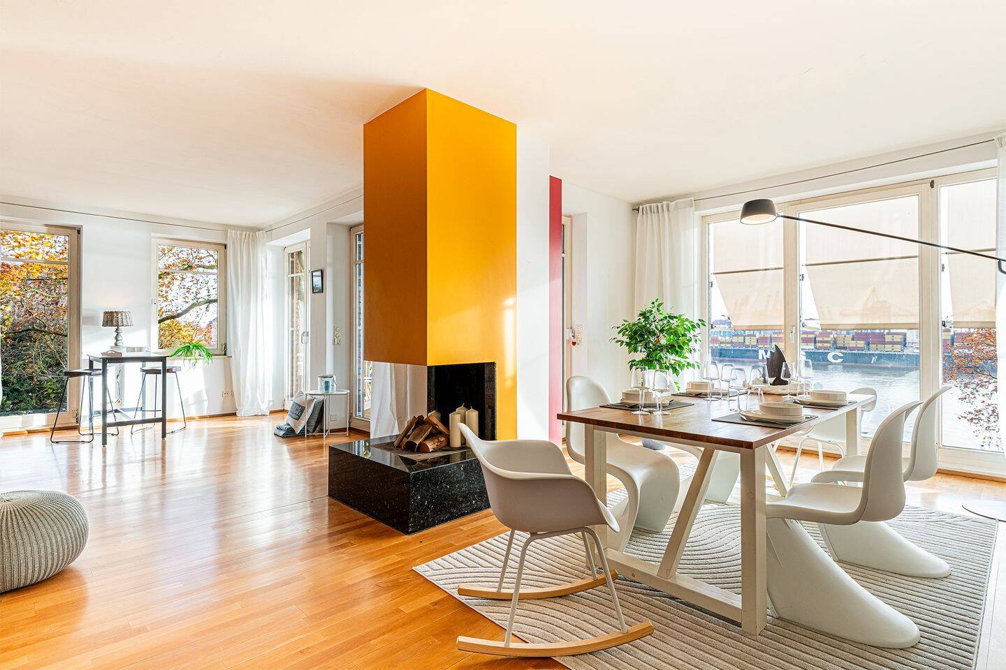 Exklusivität und Elbblick: Luxus-Maisonette mit Gartenanteil an Hamburgs Top-Adresse – Hamburg – Vorschaubild 5