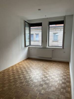 3-Zimmer-Wohnung mit Einbauküche in der Fürther Innenstadt – 90762 Fürth – Vorschaubild 5