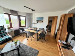 * TOP-LAGE MIT TRAUMBLICK! Sehr schöne 2-Zi.-Wohnung mit Balkon, EBK, TG-Stpl., Hobbyraum * – 70327 Stuttgart – Vorschaubild 5