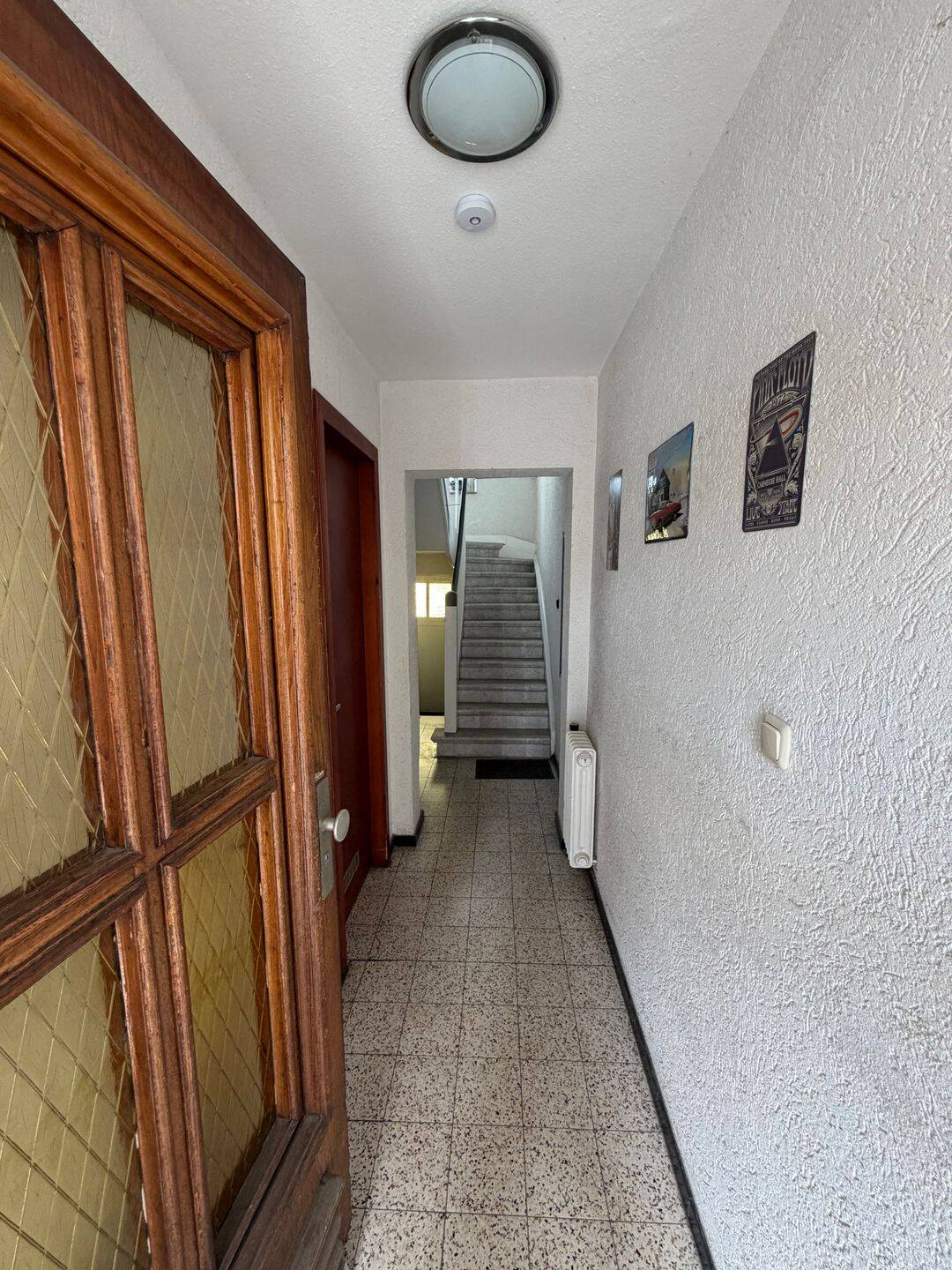 Sanierungsbedürftiges Reihenmittelhaus mit großem Potenzial in Mönchengladbach-Giesenkirchen zu verkaufen – Mönchengladbach – Vorschaubild 2