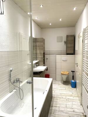 Renovierte City- Wohnung mit Flair ... – 90762 Fürth – Vorschaubild 8