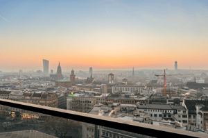 Tower life - 3 Zimmer Wohnung im FOUR - Südausrichtung – 60311 Frankfurt am Main – Vorschaubild 2