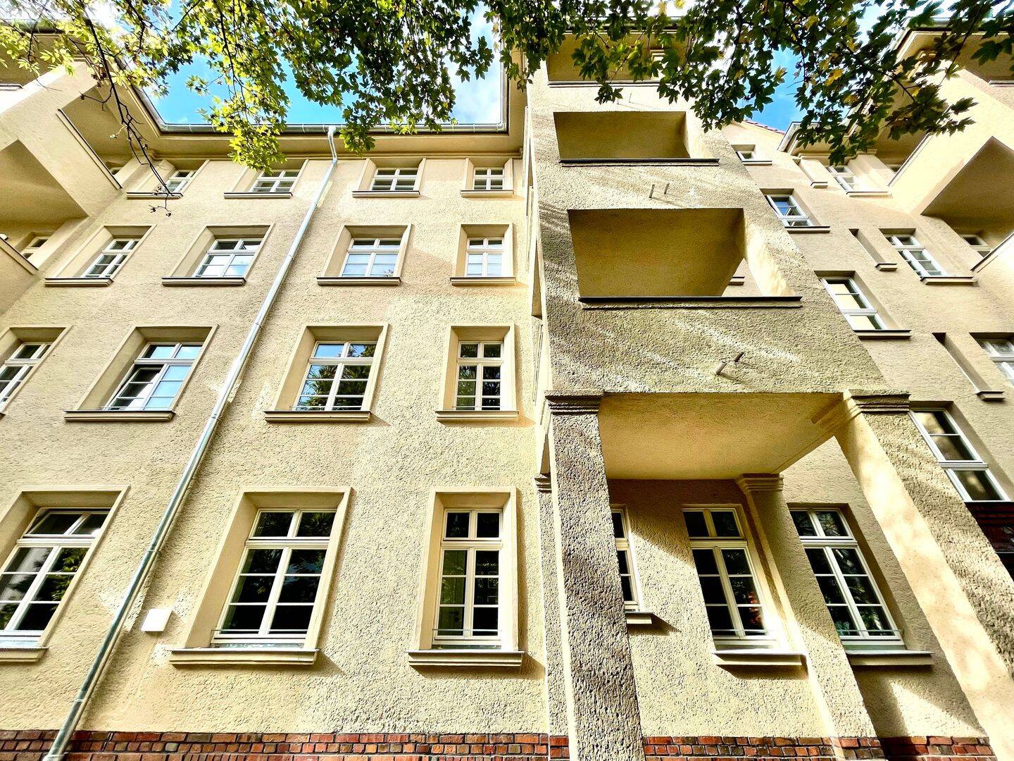 Schicke 2-Zimmerwohnung mit Balkon I Moderne Ausstattung I Top Lage: Südvorstadt nahe MDR – Leipzig – Vorschaubild 4