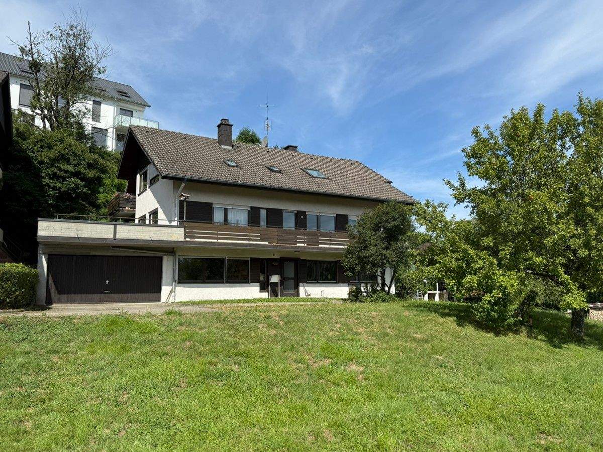 Attraktive Immobilie in schöner Lage von Freiburg-Kappel zur Eigennutzung oder als Investmentprojekt – Freiburg im Breisgau – Bild 1 von 9