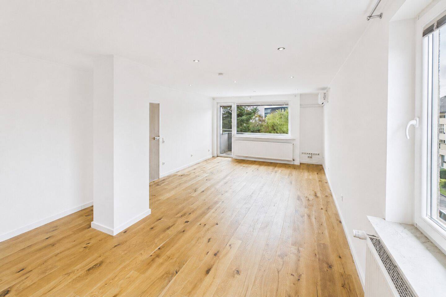 Wohnhighlight: Hochwertig modernisierte 3-Zimmer-Wohnung mit Klimaanlage und 2 Balkonen – Köln – Vorschaubild 4