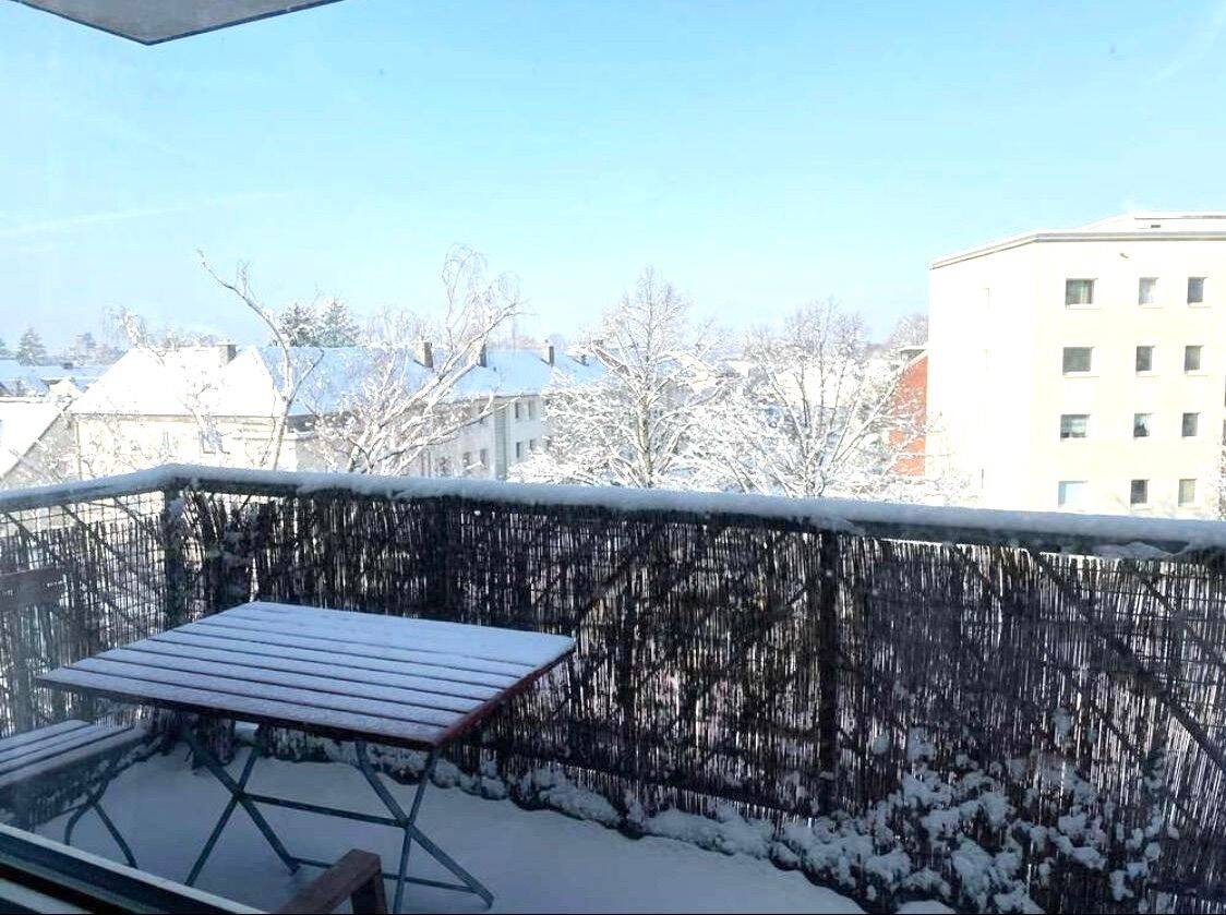 Ensen, gute Lage: Moderne 2 - Zimmerwohnung im 4. OG inkl. großem Balkon & Tiefgaragenstellplatz! – Köln – Vorschaubild 7
