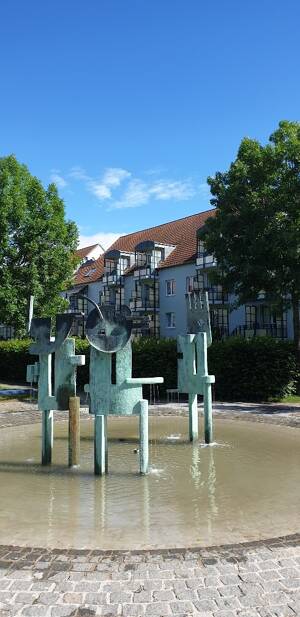 Charmante und helle 2-Zimmer-Wohnung mit großzügigem Grundriss – 93055 Regensburg – Vorschaubild 2