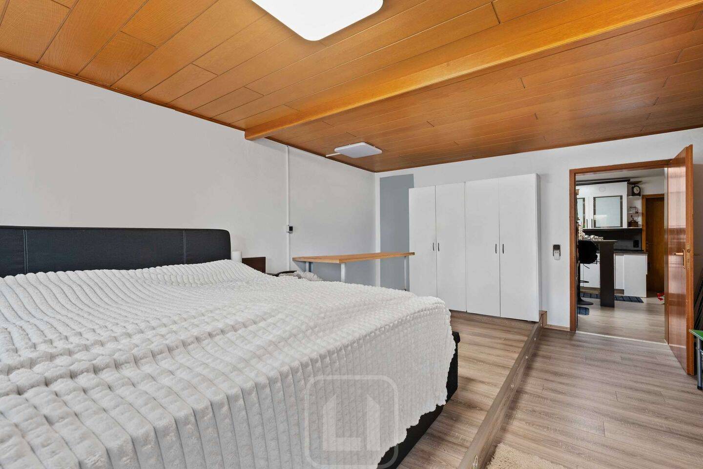 Investition in die Zukunft - Mehrfamilienhaus in idyllischer Lage | Kapitalanlage oder Eigenheim – Bad Liebenzell – Vorschaubild 8