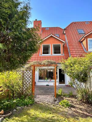 Gepflegtes Reihenmittelhaus in St. Jürgen – ca. 100 m², 5 Z, Terrasse & Stellplatz