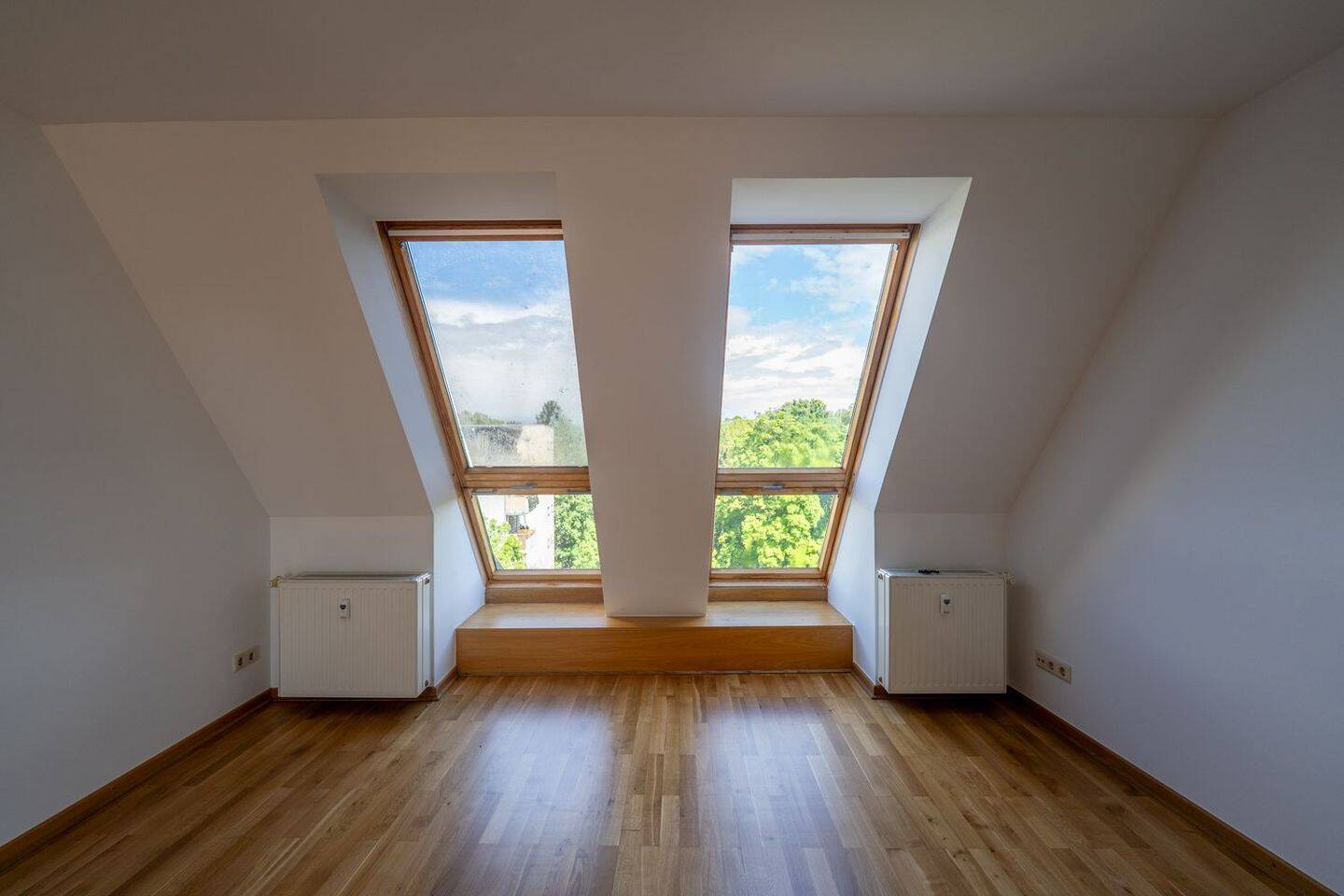 2-Zimmer Altbau Wohnung // Dachterrasse // Aufzug – Berlin – Vorschaubild 8