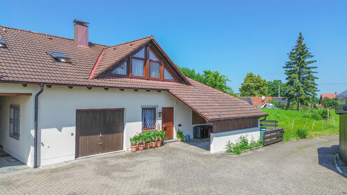 Wohnhaus mit drei Einheiten, Wintergarten und großem Grundstück in unverbaubarer Ortsrandlage – Bad Waldsee – Vorschaubild 6