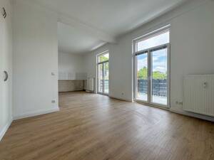 Großzügige Wohnung mit zwei großen Balkonen – 22609 Hamburg – Vorschaubild 9