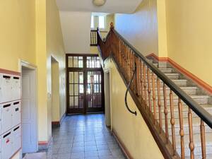Gut vermietete 3-Zimmer-Wohnung im Henselmannbau, unweit dem Strausberger Platz ***Lift***Wannenbad*** – 10243 Berlin – Vorschaubild 5