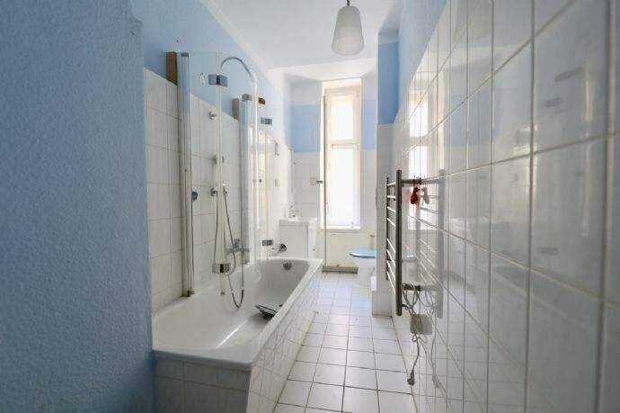 ALTBAUCHARAKTER - BEQUEMES ERDGESCHOSS - BEZUGSFREI – Berlin – Vorschaubild 3