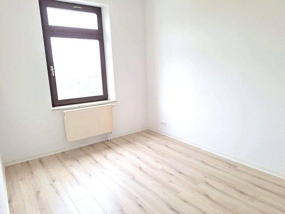 !! 3-Zimmer-Dachgeschosswohnung in ruhiger Lage !! – Chemnitz – Vorschaubild 5