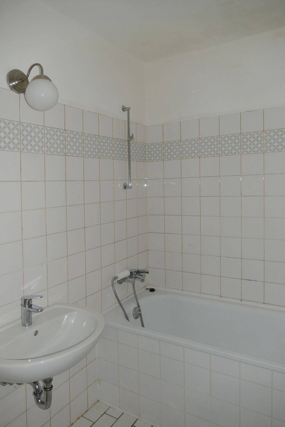 Ruhiglage Westend: freie, bequem erreichbare, praktisch aufgeteilte Wohn-Oase mit Ost-Südbalkon – Berlin – Vorschaubild 7