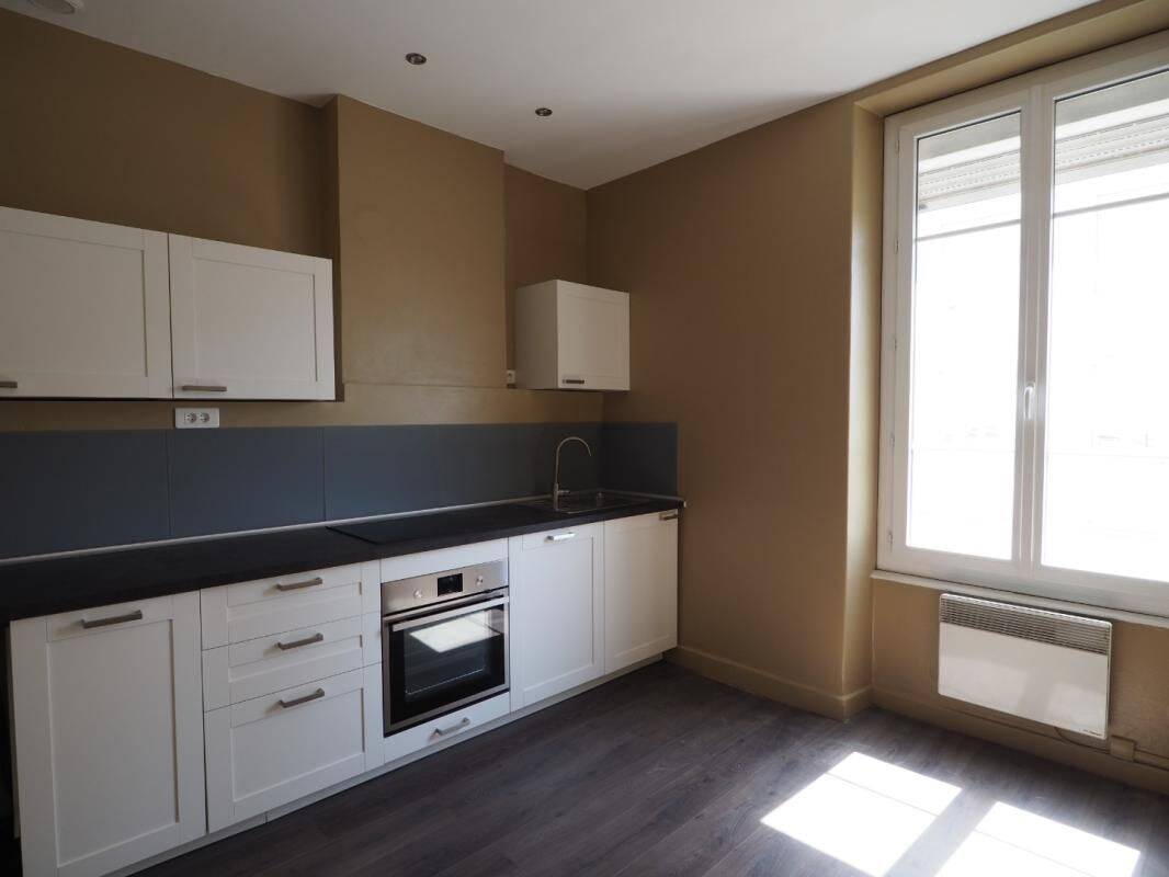 Appartement 1 pièce 30 m² · à Lyon 7ème Arrondissement · 30 m² · 663 €/mois