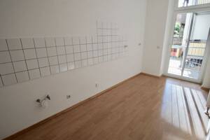 Kleine 2-Raum-Wohnungmit großen Bad und Balkon im Blumenviertel zu vermieten – 99092 Erfurt – Vorschaubild 5