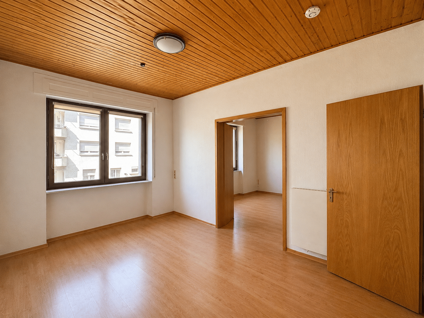 Moderne 4 Zimmer-Wohnung++ WG geeignete Wohnung++Küche++Loggia – Pforzheim – Vorschaubild 4