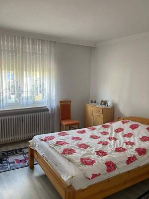 Großzügiges Zweifamilienhaus mit Wintergarten, Kamin und Doppelgarage – ca. 270 m² Wohnfläche auf 1.300 m² Grundstück – 28325 Bremen – Vorschaubild 8
