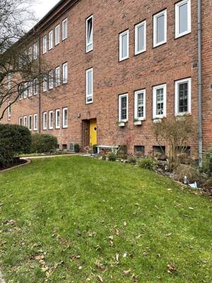 Gemütliche 1-Zimmer-Wohnung in Kiel Dielenboden & Tageslichtbad