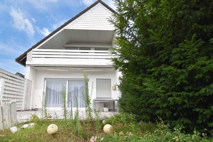 Einfamilienhaus mit Einliegerwohnung in Dibbesdorf!