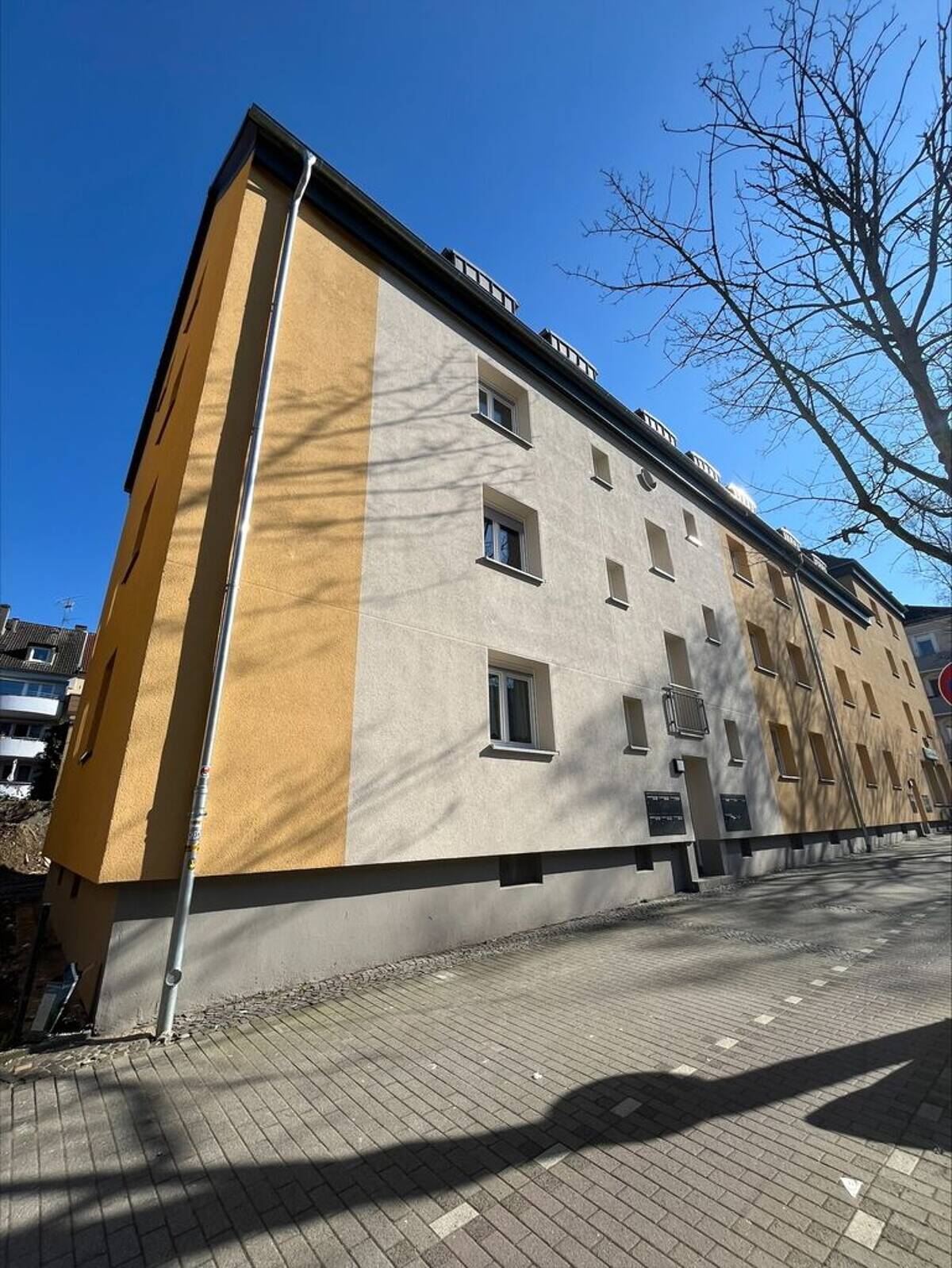 Hier schlägt besonders das Herz für Singles und Paare – 44137 Dortmund – Bild 1 von 7