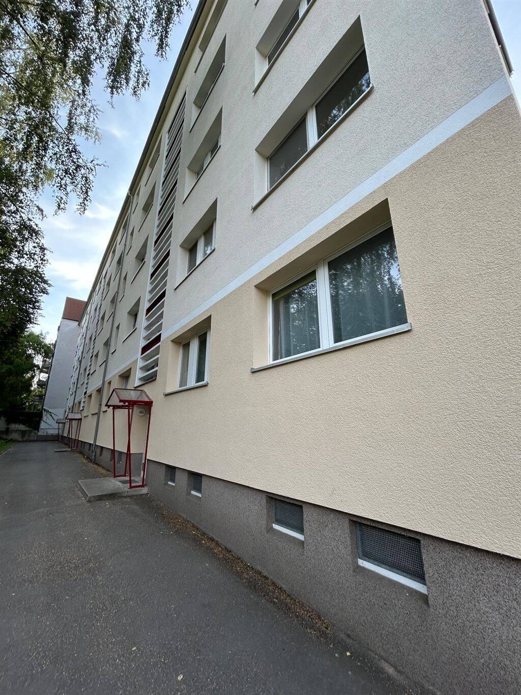 Helle 3-Zi. mit Wanne & Laminat in ruhiger Lage! – Chemnitz – Vorschaubild 4