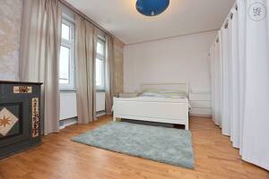 Wunderschöne Altbauwohnung mit Balkon und Stellplatz in Stuttgart West – 70197 Stuttgart – Vorschaubild 2