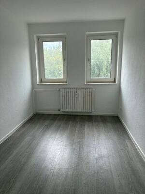 Renovierte 2 Zimmer Wohnung in Gelsenkirchen zu vermieten – 45899 Gelsenkirchen – Vorschaubild 4