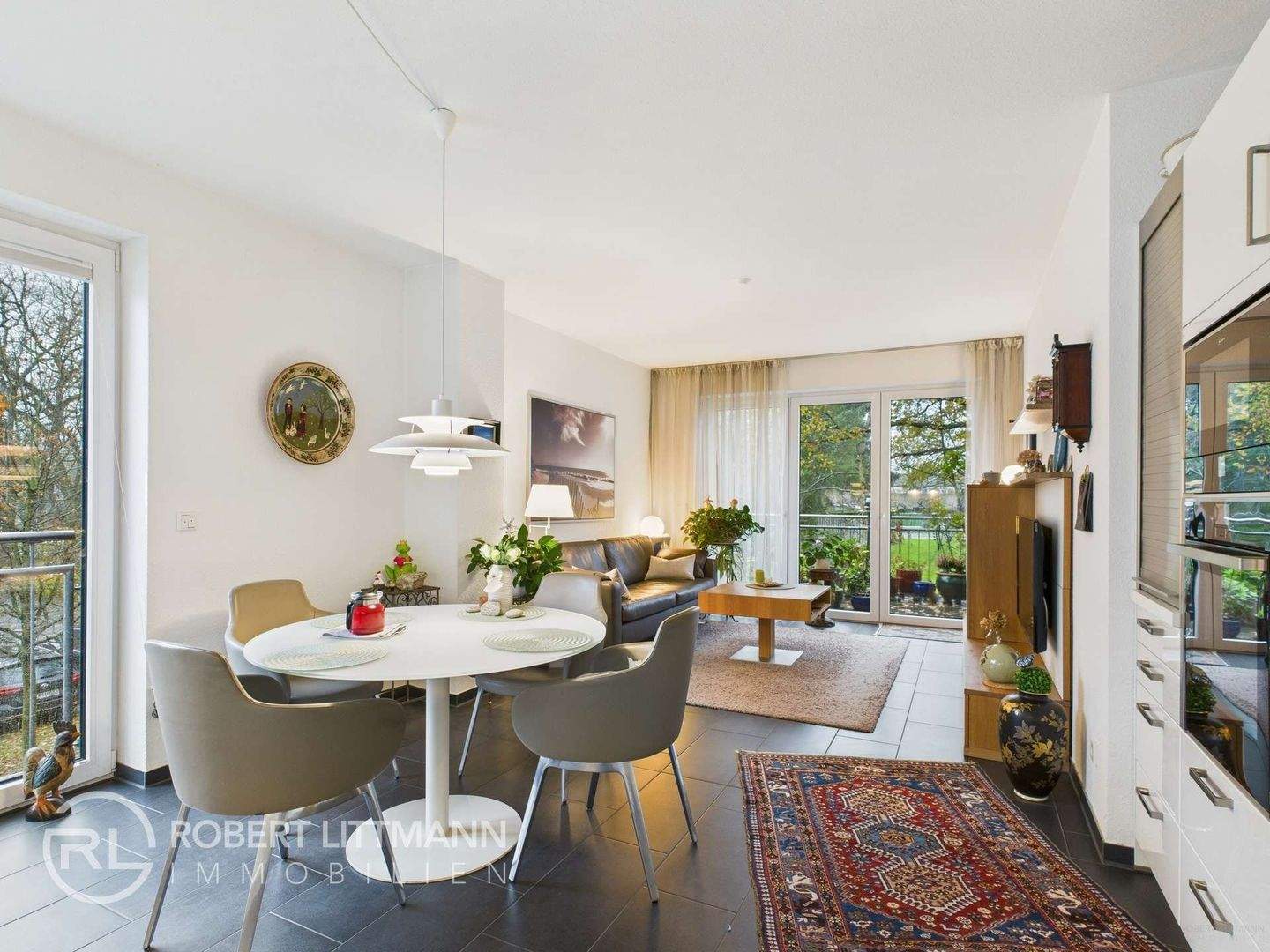 Stilvolle 3-Zimmer-Wohnung & Carport in begehrter Lage von Oldenburg – Oldenburg – Vorschaubild 6