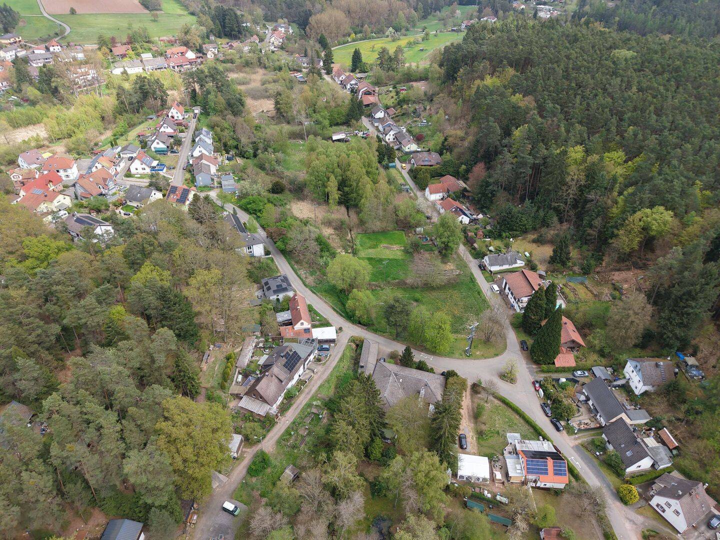 Großzügiges Hofanwesen mit Kamin, Gästehaus und Entwicklungspotenzial – Carlsberg – Vorschaubild 3