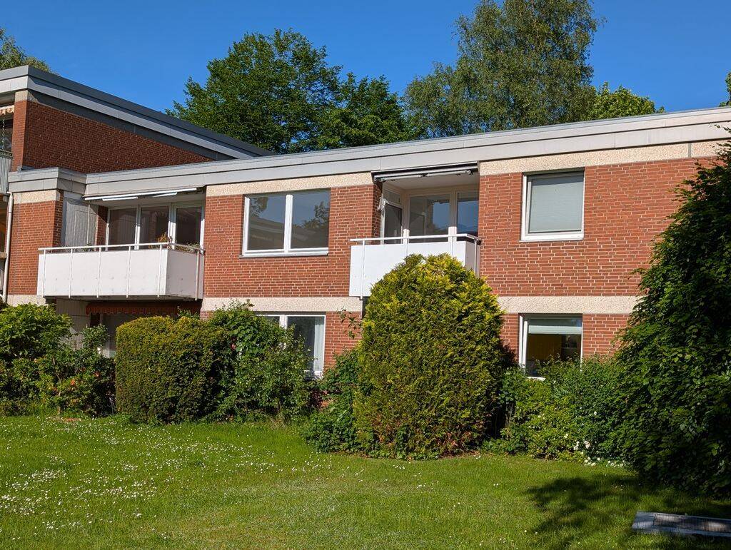 Sonnige 2-Zimmer-Wohnung mit weitem Blick u. TG-Stellplatz