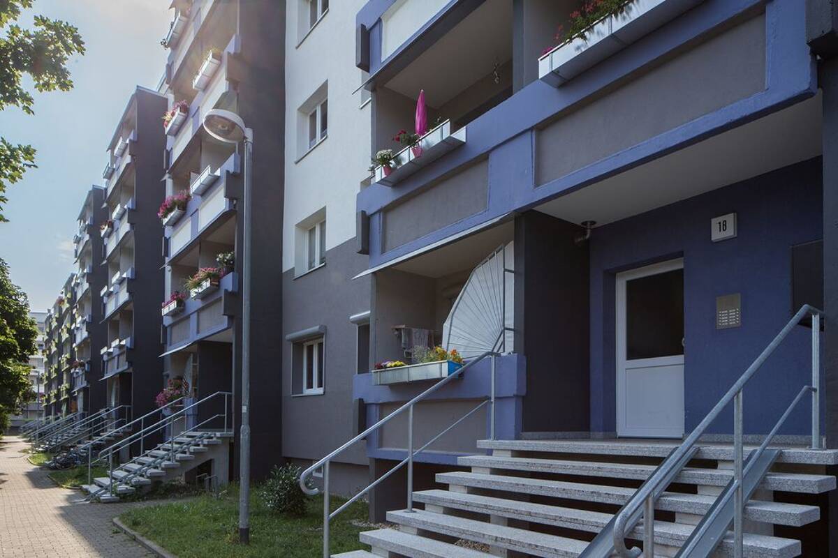 Ab Oktober zur Nachmiete - Möbelübernahme möglich – 6120 Halle (Saale) – Bild 1 von 5