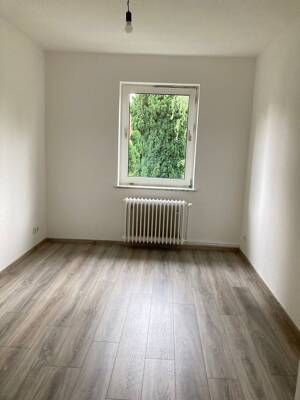 Wohnen mit schönen Weitblick - 3-Zimmerwohnung im 4. OG (ohne Fahrstuhl) – 38226 Salzgitter – Vorschaubild 4