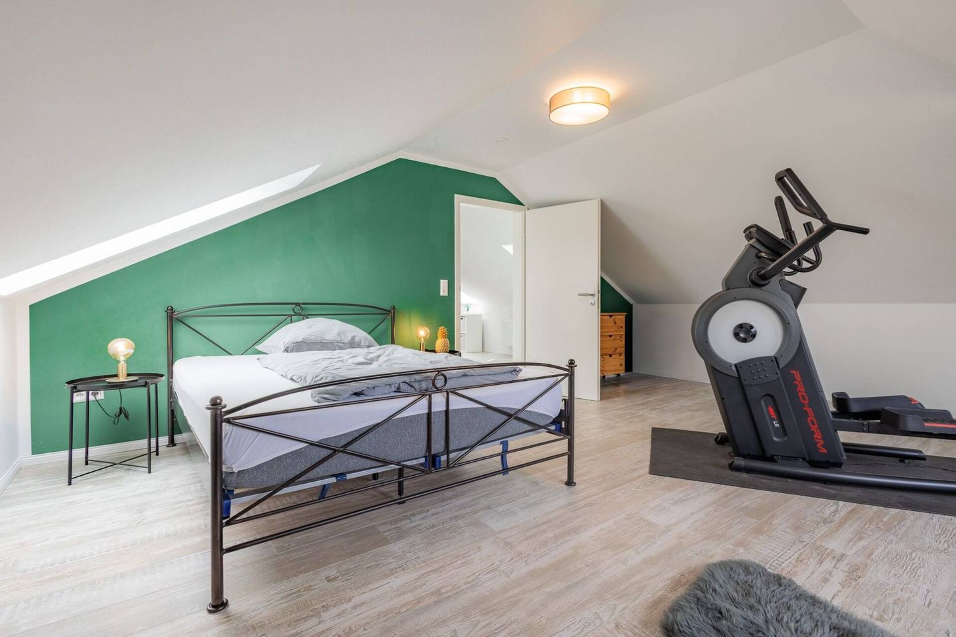 Haus in 25872 Ostenfeld (Husum) mit 298 m² kaufen