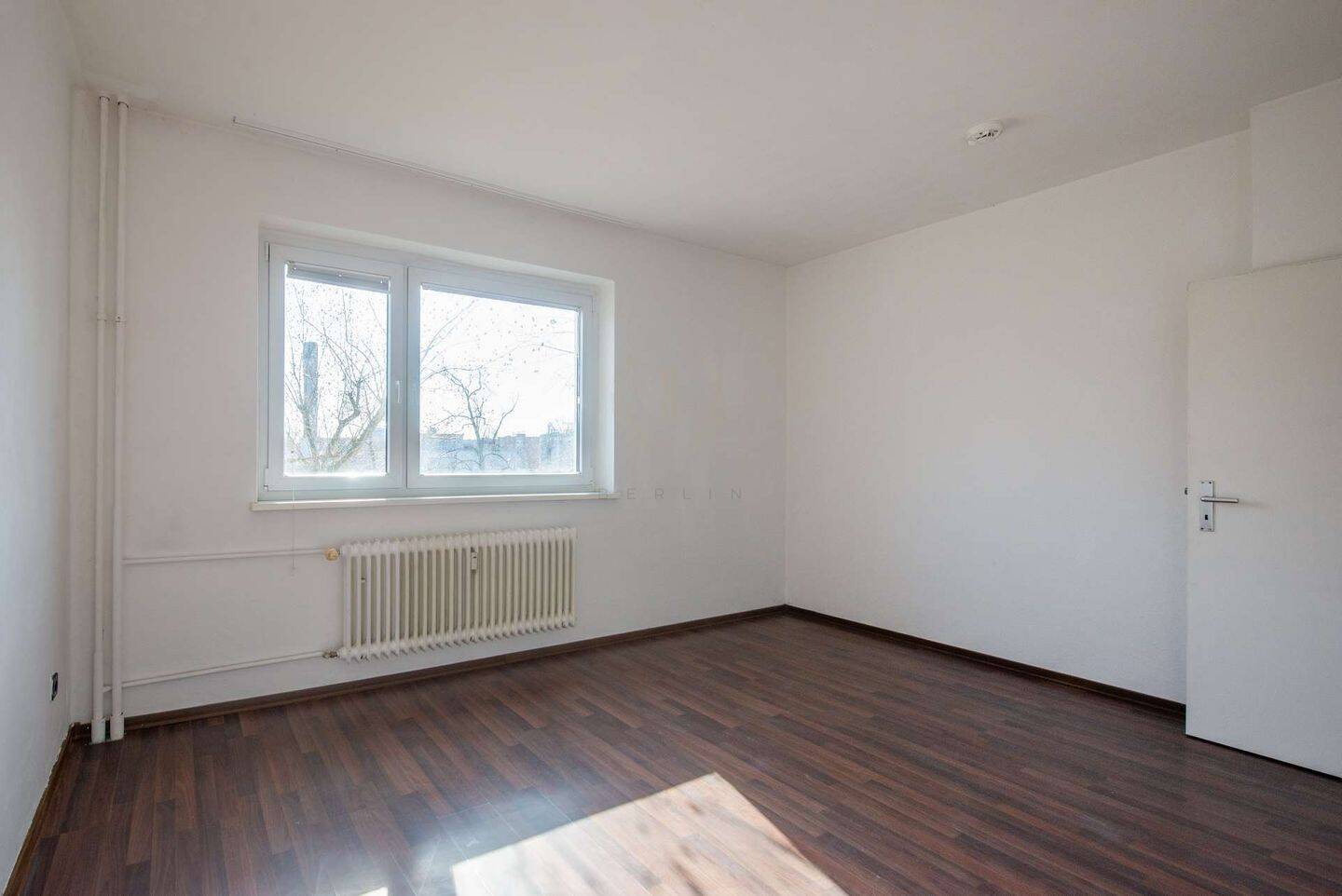 Ku'damm Nähe! Charmante Wohnung mit Balkon in gefragter Lage – Berlin – Vorschaubild 2