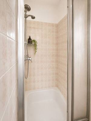 1,5-Zimmer-Penthouse mit Potenzial am Erich-Blumenfeld-Platz – 22587 Hamburg – Vorschaubild 4