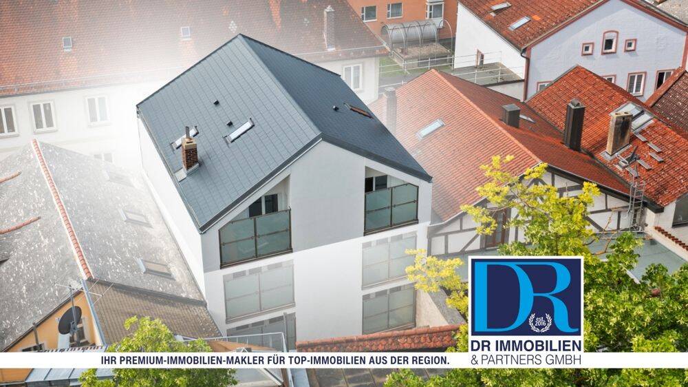 Helle 4-Zi-Wohnung mit hochwertiger EBK, 2 Balkonen und Kellerabteil
