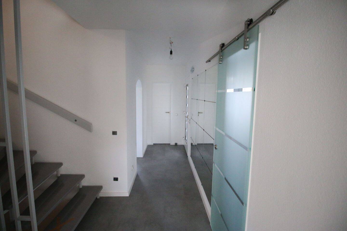 Modernisiertes Einfamilienhaus (Doppelhaushälfte) - Garten – voll unterkellert - m. vielen Extras – Hamm – Vorschaubild 4