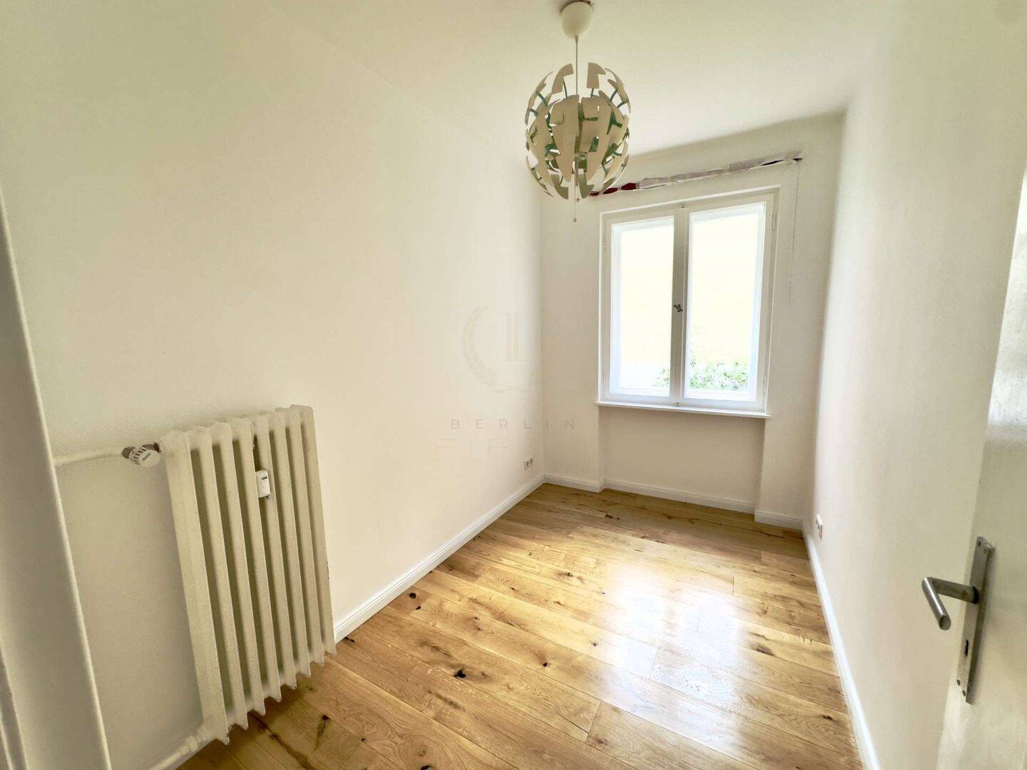 Bezugsfrei! Helle 4 Zimmerwohnung in bester Lage – Berlin – Vorschaubild 4