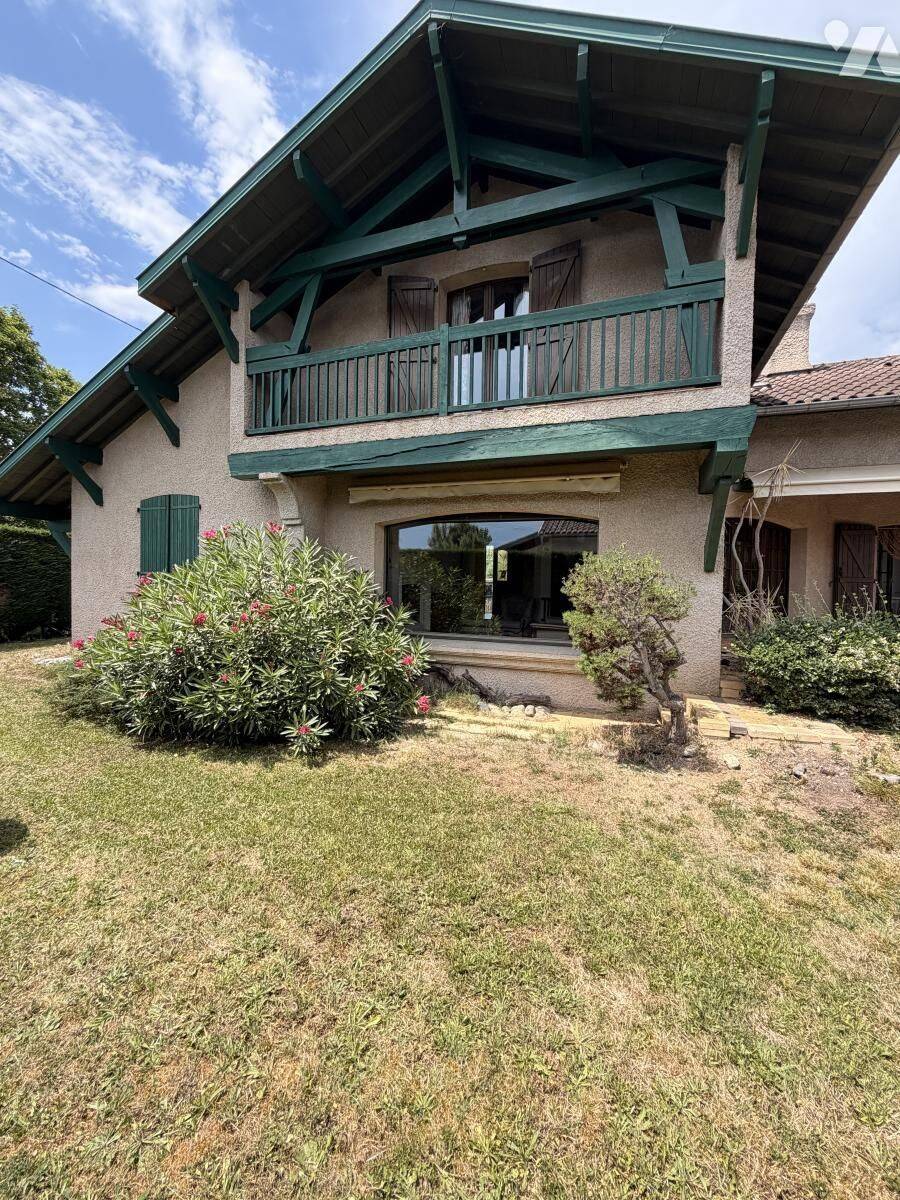Maison 4 pièces 188 m² · à Laloubère · 188 m² · 317 200 €