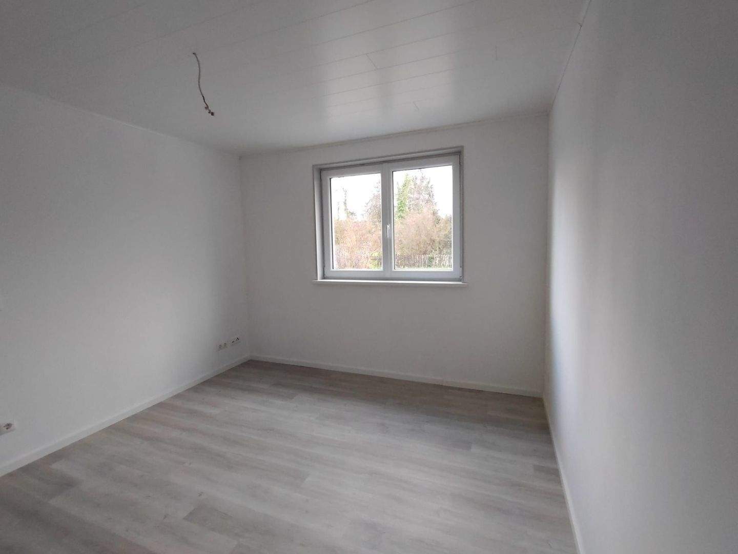 Neubau-Einfamilienhaus (2024) mit 160 m², großem Wohnstudio, Terrasse & Garten + Doppel-Carport – Edemissen – Vorschaubild 5