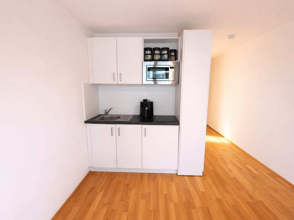 Attraktive Kapitalanlage: Modernes Apartment mit Balkon, TG-Stellplatz und Top-Vermietbarkeit – München – Vorschaubild 3
